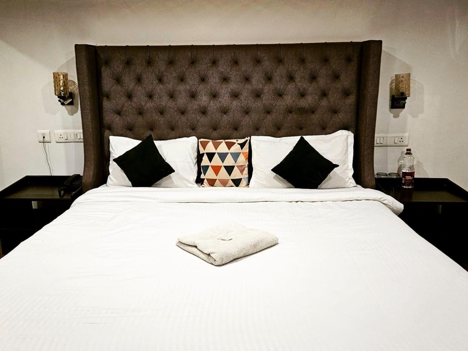 Weekend Vibes Bed & Breakfast Kasauli Bagian luar foto